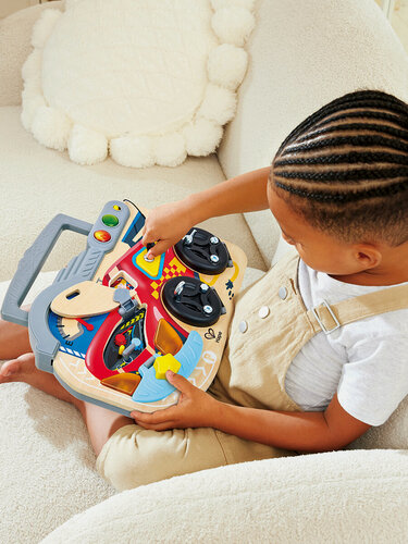 Изображение товара Игрушка бизиборд Hape "Цвета и формы" Маленький гонщик E1120_HP