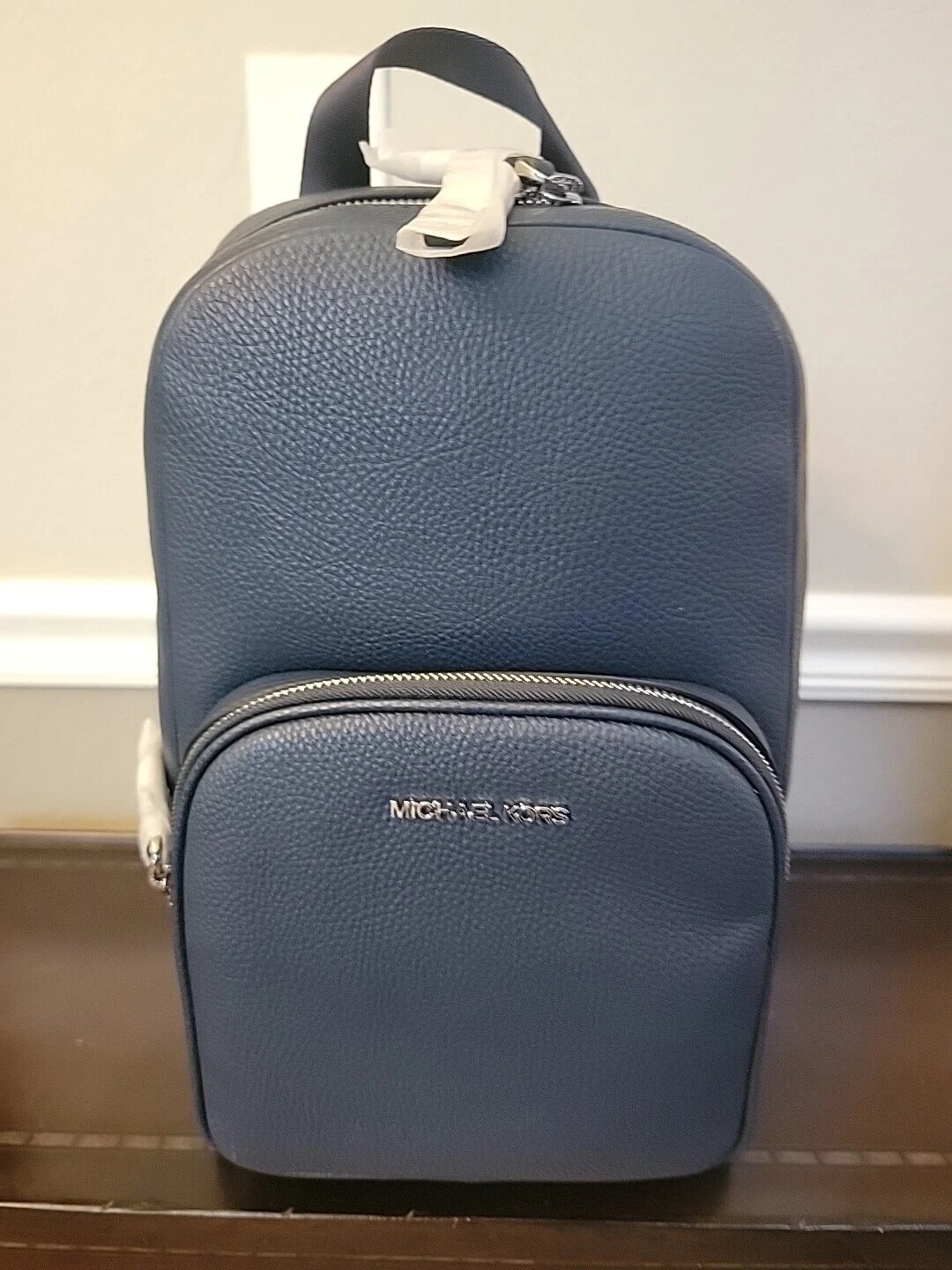 Рюкзак Michael Kors Outlet Cooper Pebbled Leather Sling Pack