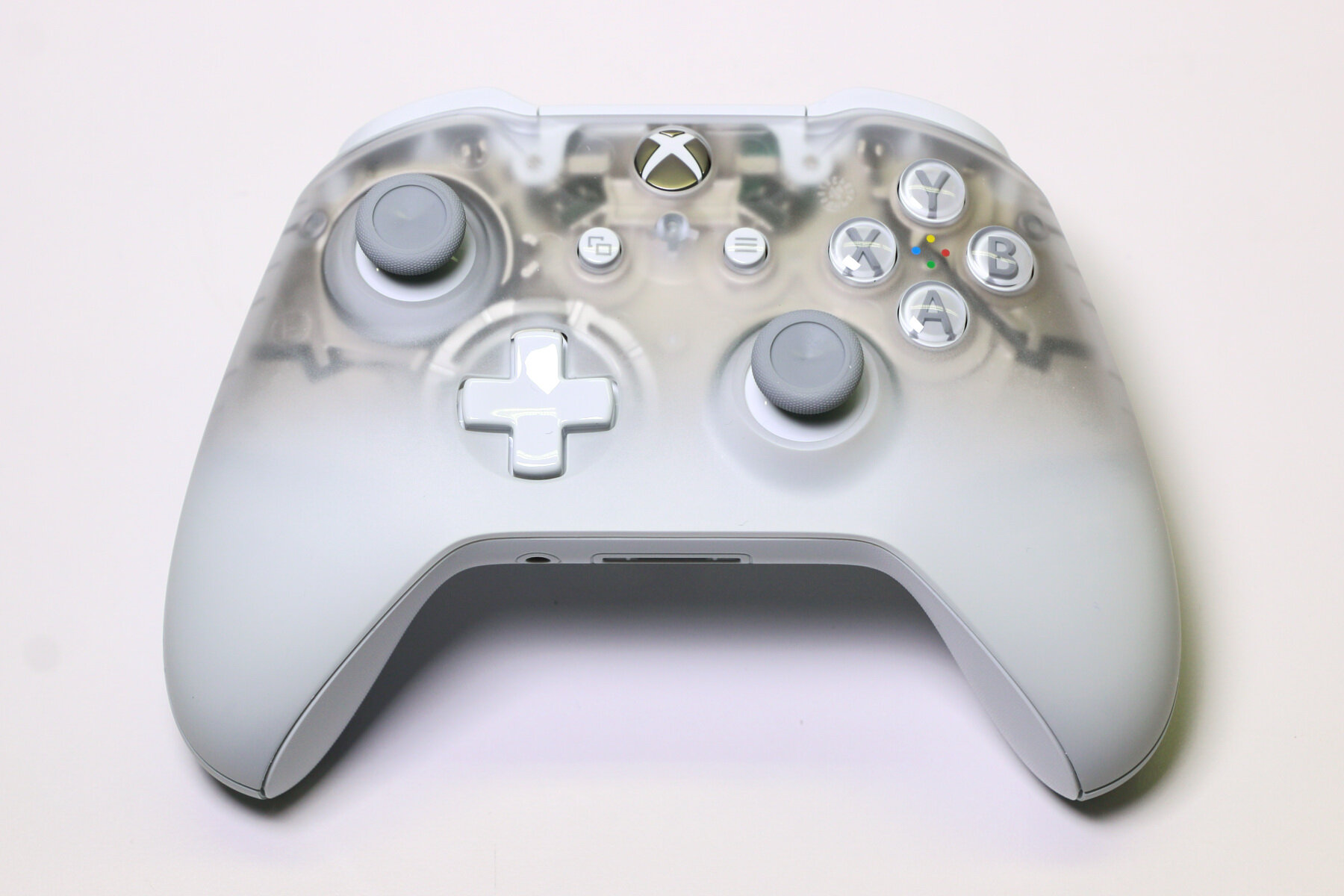 Геймпад беспроводной для Xbox One / Series S X Wireless Controller Phantom White Special Edition (OEM)