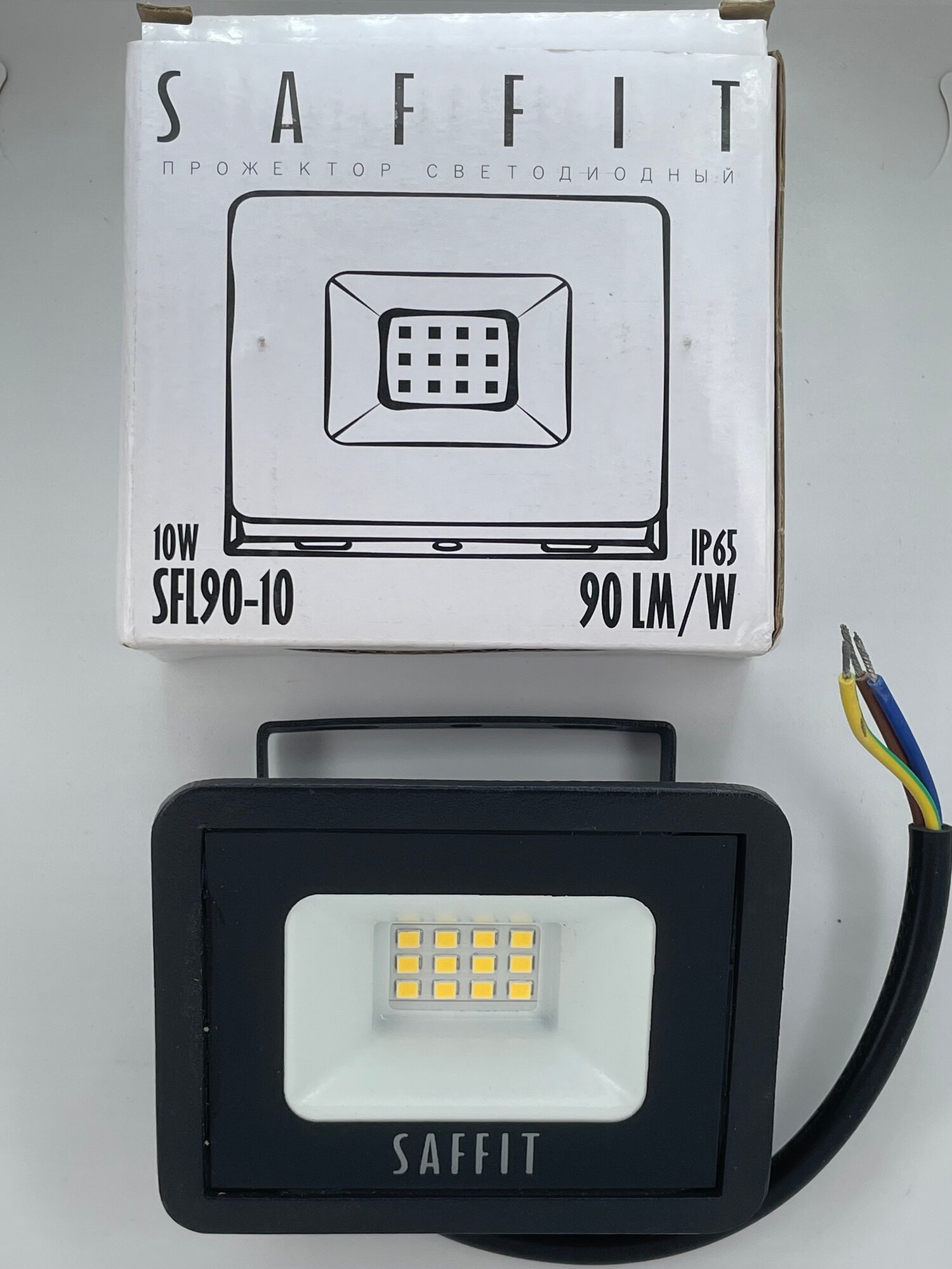 Прожектор светодиодный SAFFIT SFL90-10 55074 10 Вт 4000К IP65 цвет черный