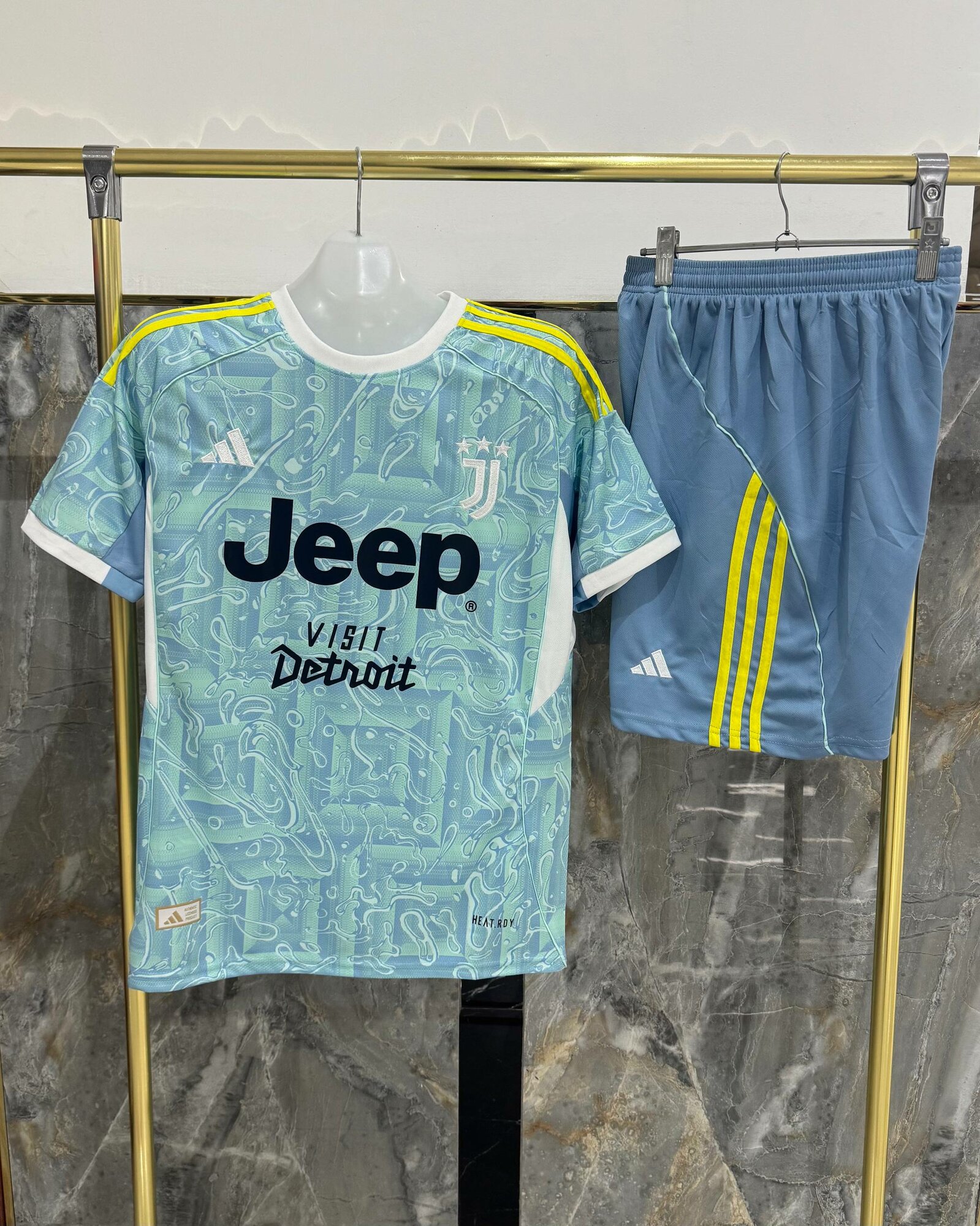 Форма спортивная