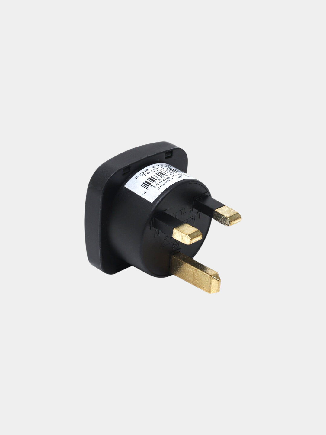 Переходник трёх штекерные для путешествий на Умру, Дубай, Сингапур, Малайзия, чёрный цвет