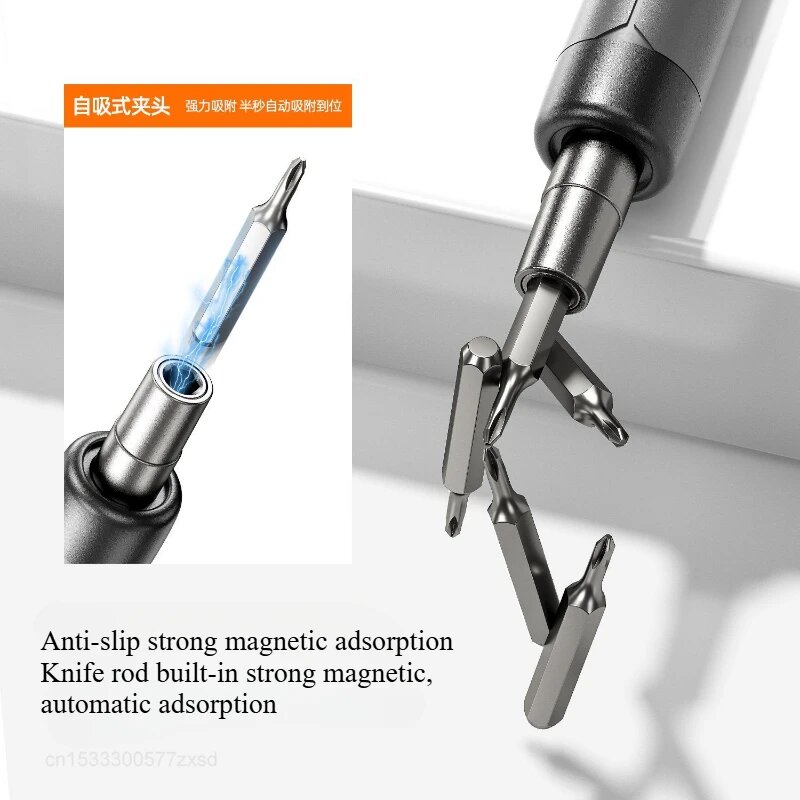 Аккумуляторная батарея шуруповерта Xiaomi Youpin в руке