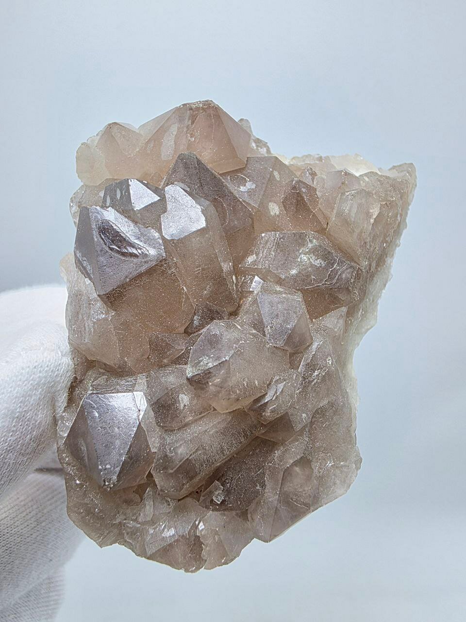 Друза дымчатого кварца 80 мм, 135 г. — фото 1