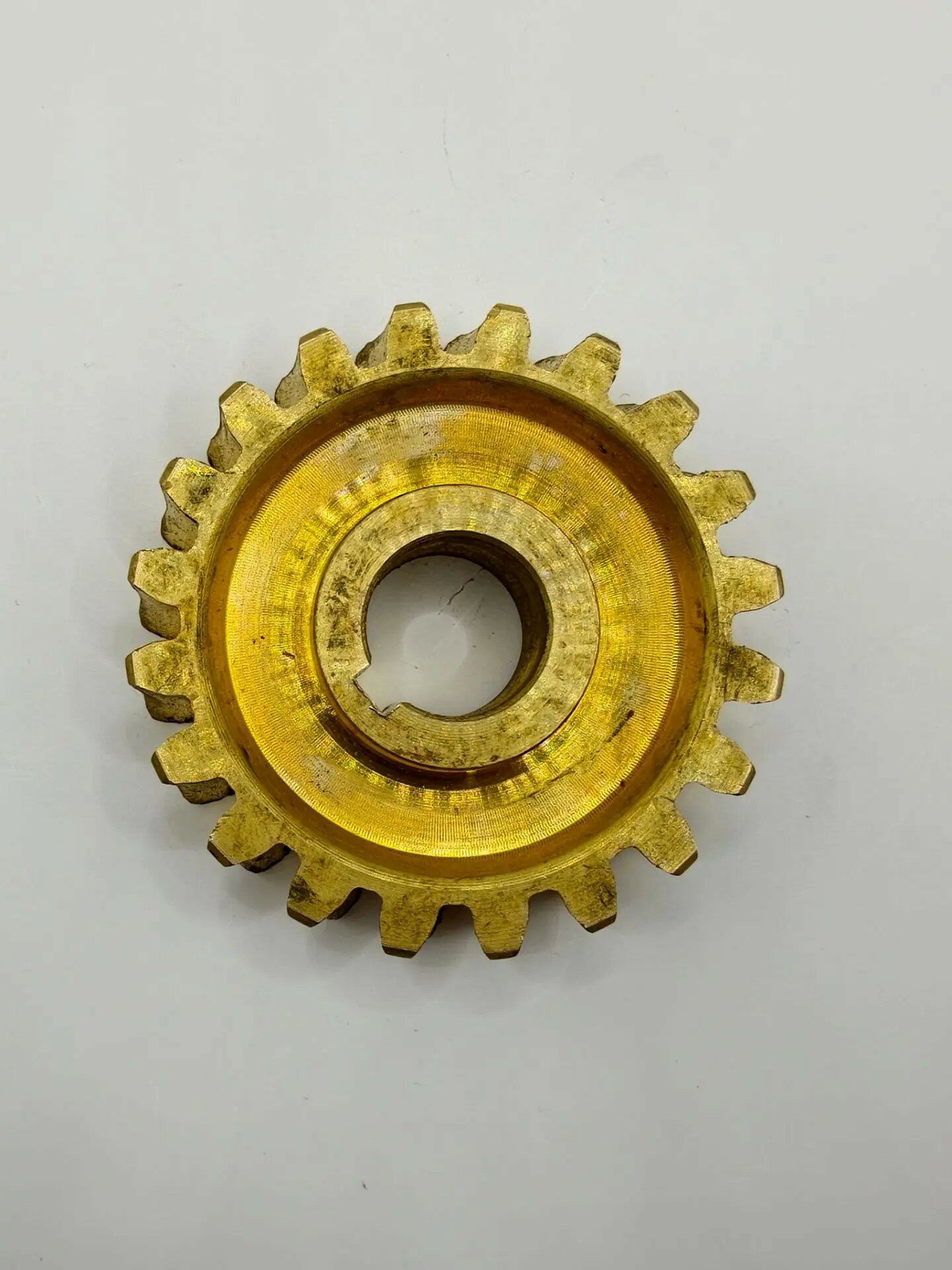 Шестерня редуктора снегоуборщика d-70mm/h-18mm, 20 зубьев