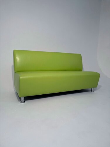 Изображение товара Диван офисный Вегас 1500, механизм Нераскладной, 150х67х77 см, светло-зеленый