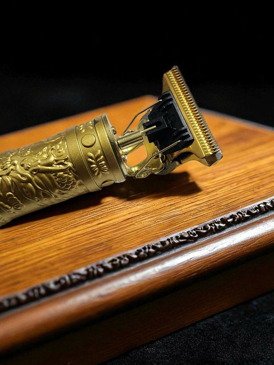 Vintaje trimmer t9 Vintaje Еще одним преимуществом данной модели является ее компактность и легкость.