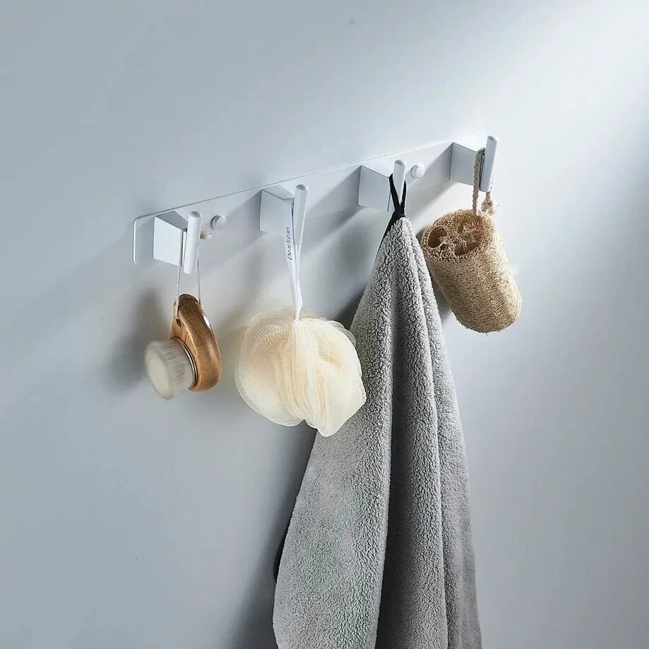 Крючки для ванной и кухни / планка с 4 крючками Shevanik SG5741C белый