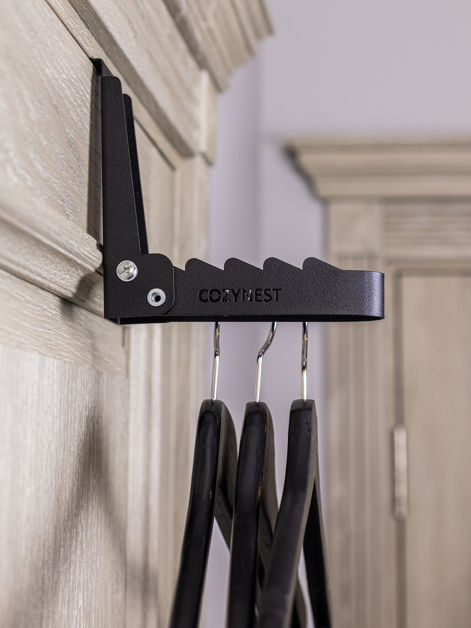 Вешалка Cozy Nest складная на дверь металлическая черная муар