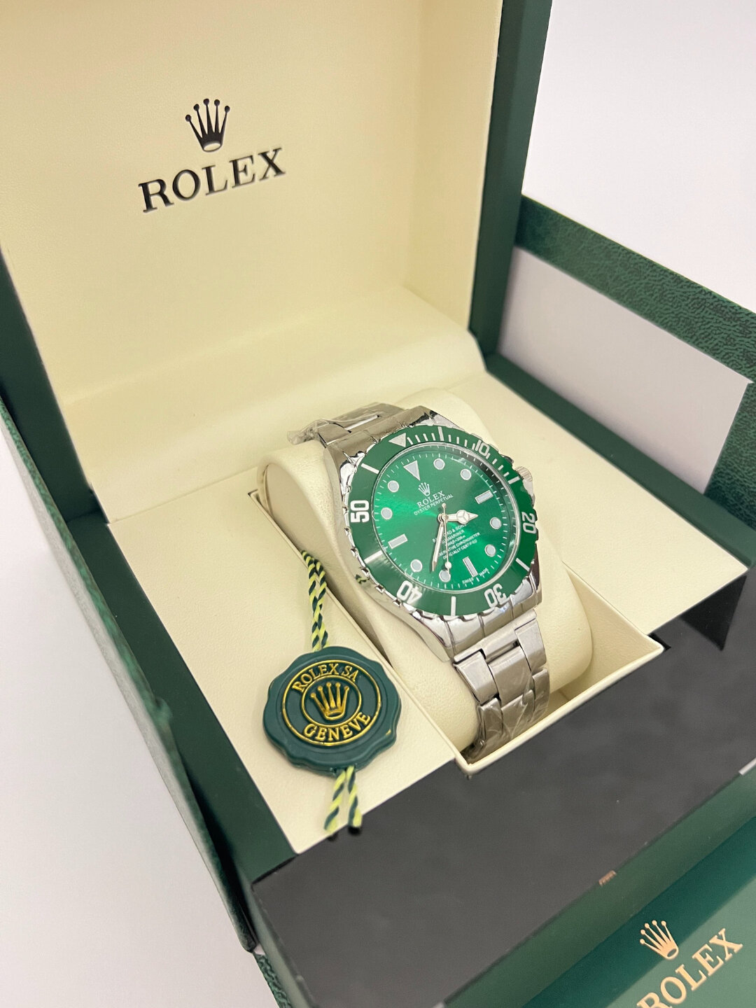 Наручные часы 1968, зеленый, — фото 1