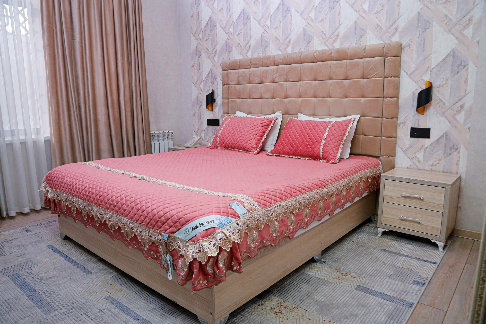 Покрывало Verona, двуспальное, кружевное, 200х240см, с наволочками и простынью