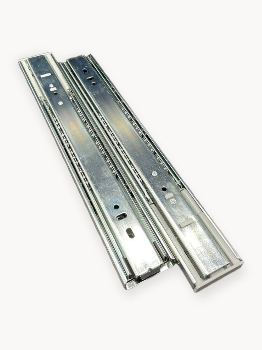 Шариковые направляющие с доводчиком полного выдвижения. H45 L350мм.