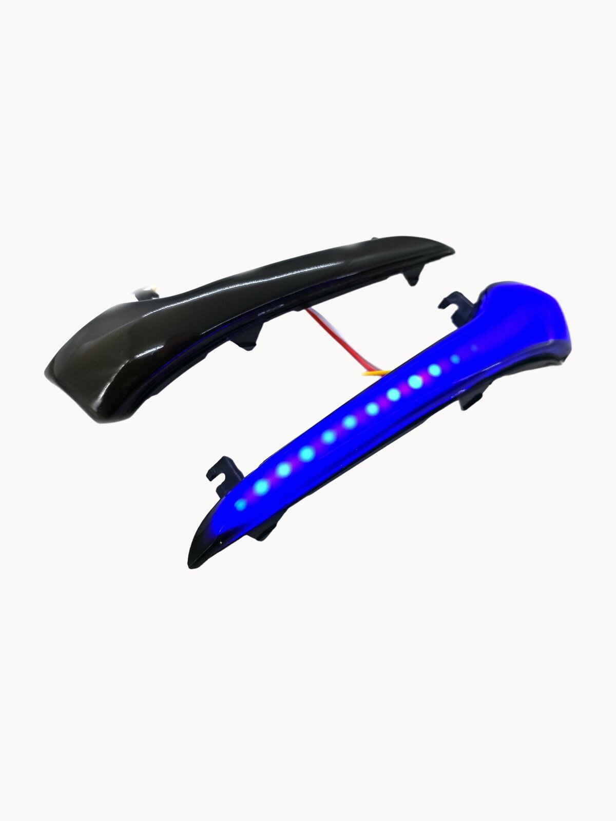 Повторители поворотников в зеркала бегущие с ДХО, стиль Мульти-Плазма для Лада Гранта / Lada Granta (американки)