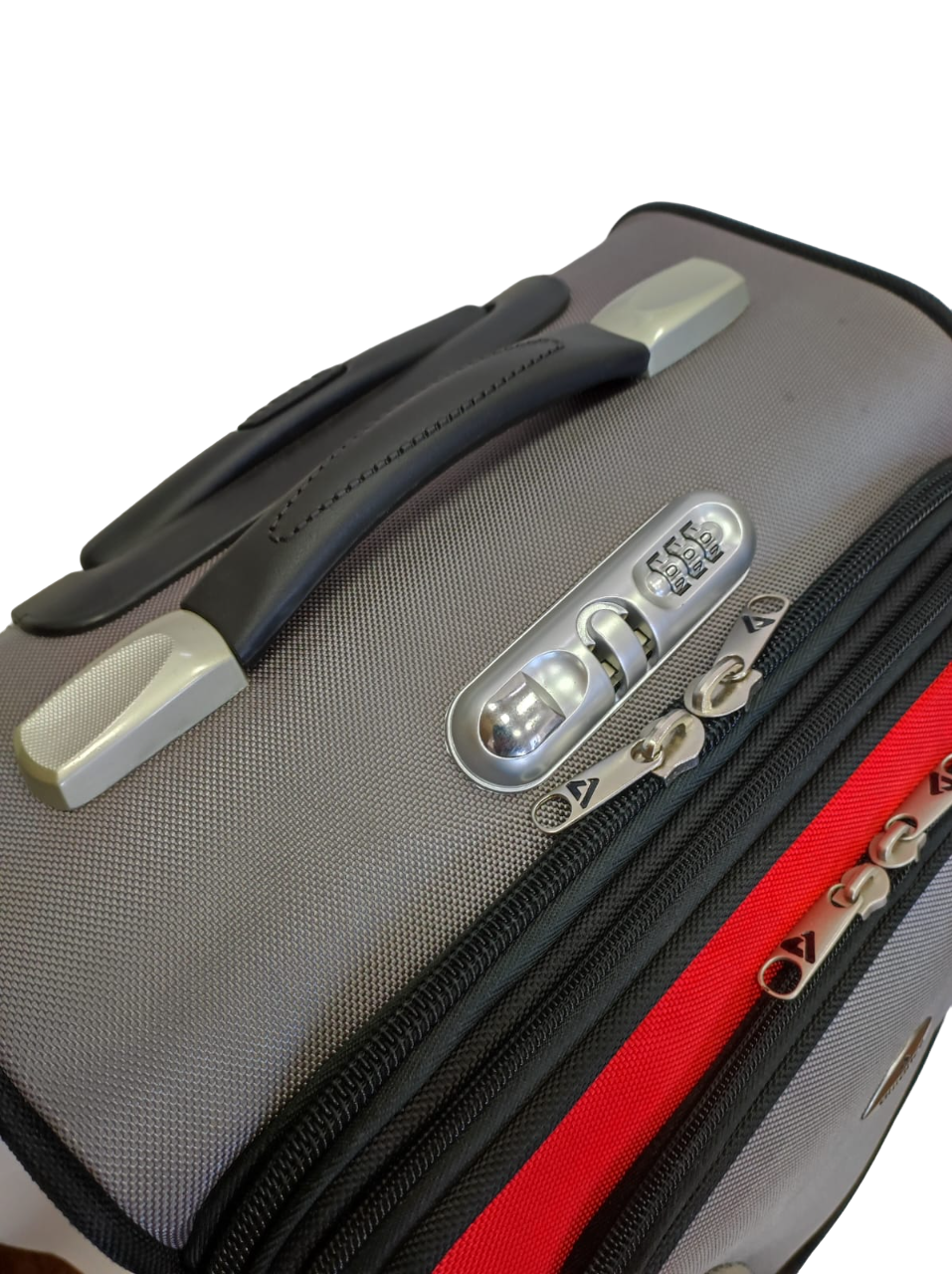 Комплект ручка пластиковая резиновая с крепежом для чемодана, сумки, рюкзака замены и ремонта Alliance, 1шт, черный