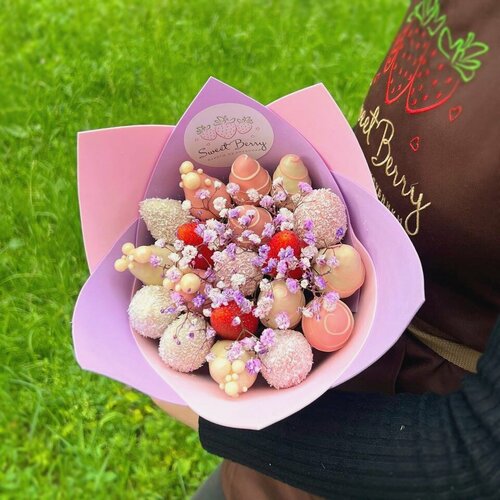 Изображение товара Изящный букет из радужной гипсофилы - "Радужный BUBBLEGUM" от Sweet Berry