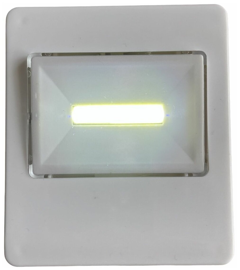 Светильник Заряжаемый 1200 mAh Switch Light накладной Led 3w - фотография № 12