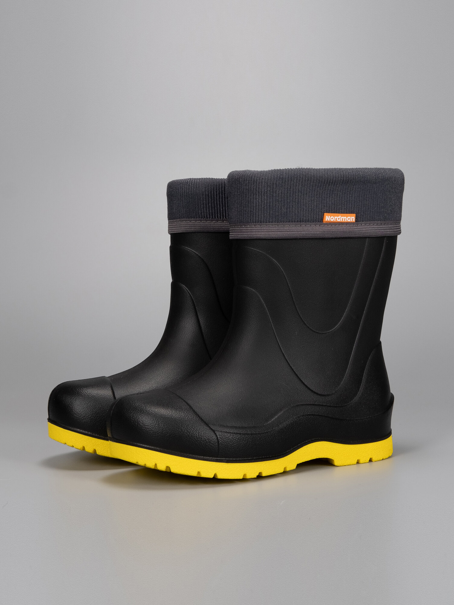 Сапоги Nordman rocket  размер 28 29  черный