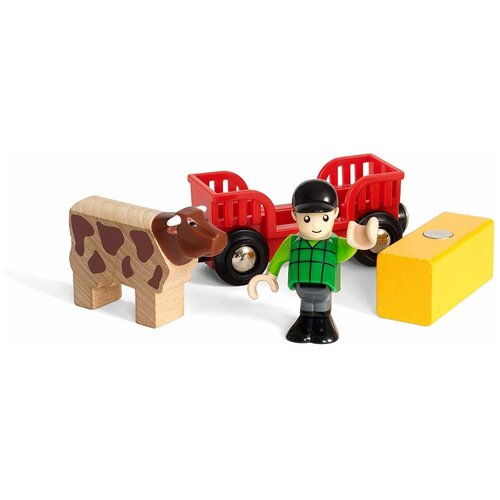 Brio Мальчик на ферме 33879 игровой набор tomy farm приключения трактора джонни и коровы на ферме