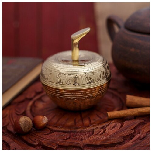 SUI Сахарница Яблочко узорное 75х75х7 см 2453₽