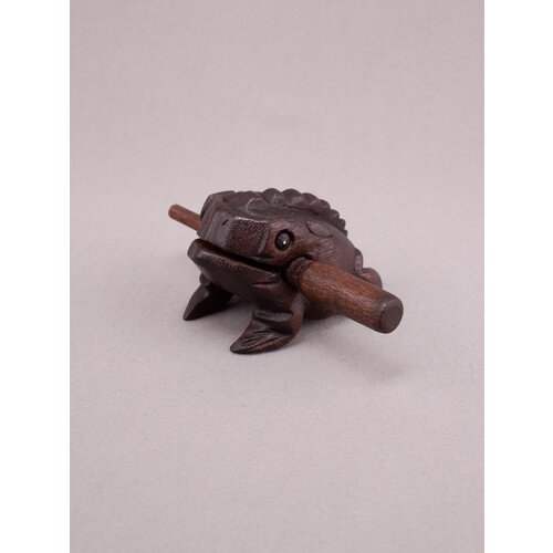 Поющая лягушка из дерева 6 см