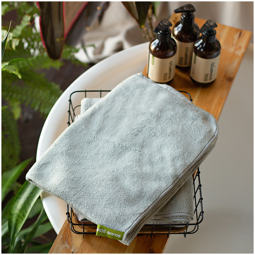 Полотенце для собак SAVVE Dog Towel, супервпитывающее из микрофибры, серый pet absorbent towel chenille pocket towel microfiber cat dog gloves scrubbing towel dog bath towel pet cleaning supplies for cat