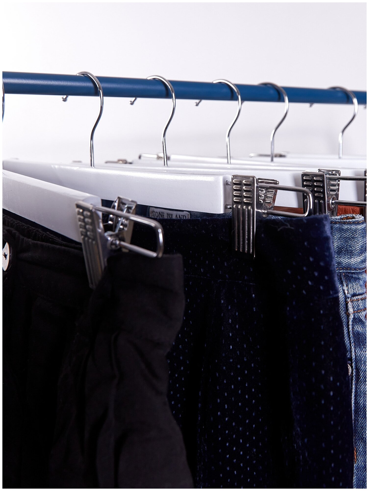 Вешалки-плечики для брюк и юбок с прищепками (зажимами) деревянные, L-38 см, цвет белый, комплект 5 штук