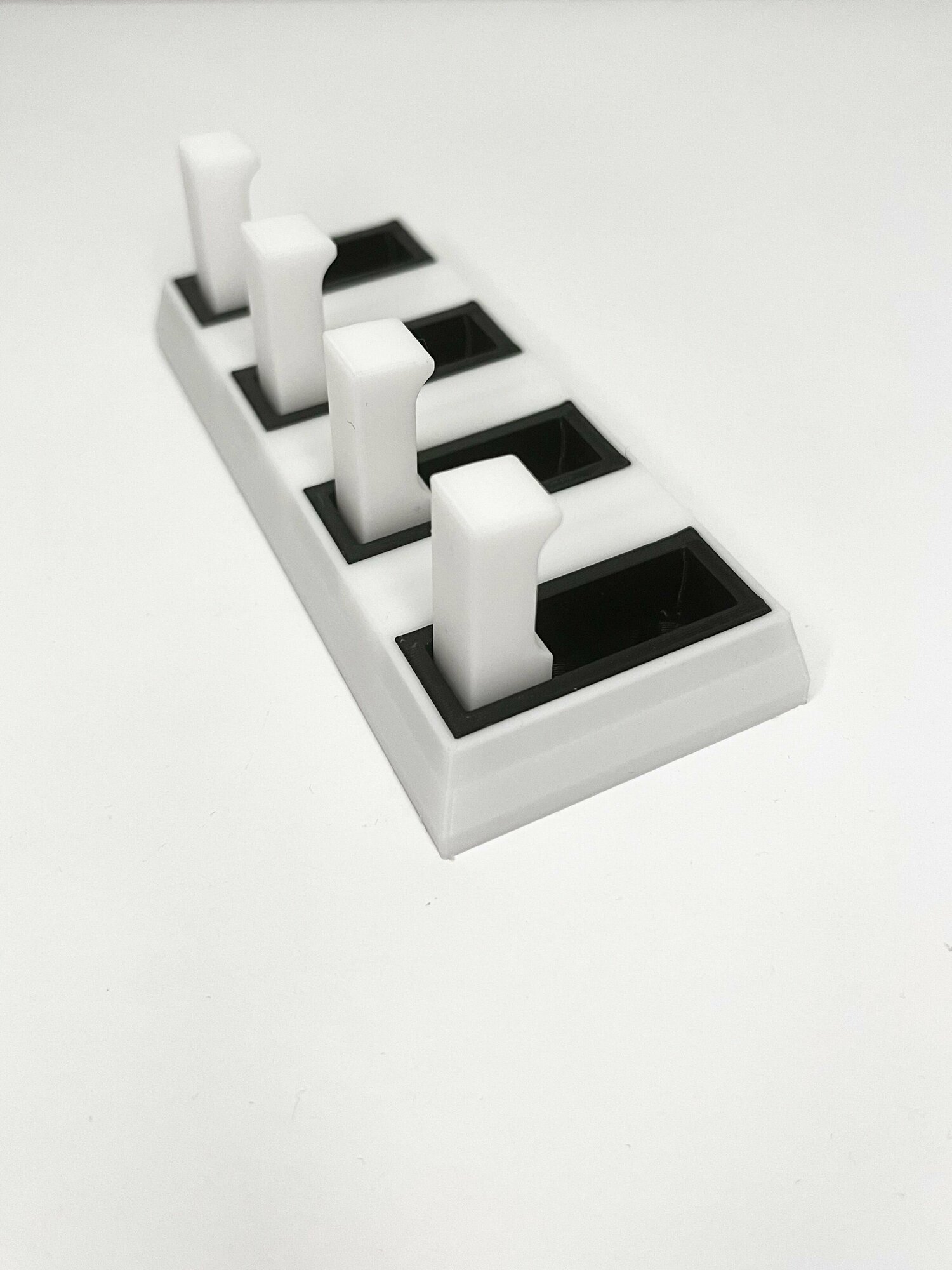 Крючок настенный раскладной/складной LOFT-75 пластиковый, вешалка , для дома, квартиры - фотография № 5