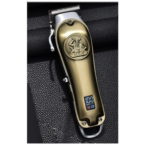 Машинка для стрижки волос и бородыПрофессиональная машинка с насадками 279000₽