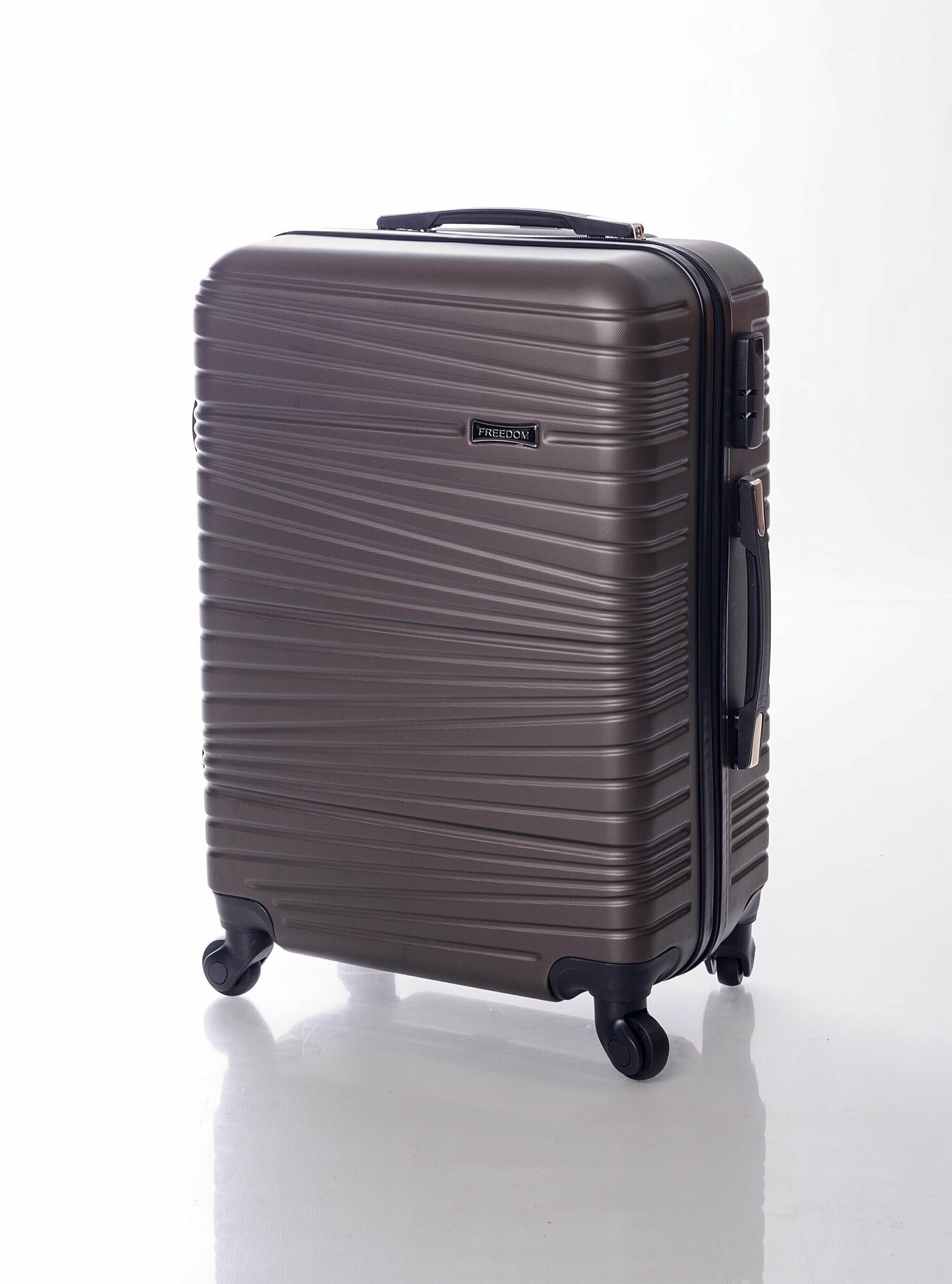 фото Пластиковый чемодан FREEDOM NEW, цвет Коричневый, Размер S (ручная кладь)