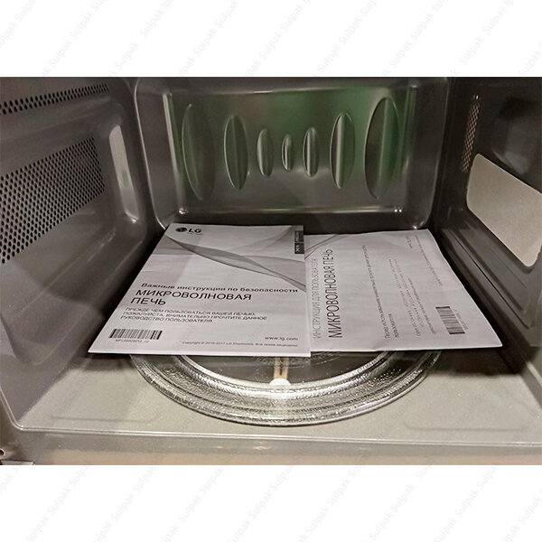 Микроволновая печь - СВЧ LG MS2042DB, 20л, 700Вт, электронное управление, черный — фото 1