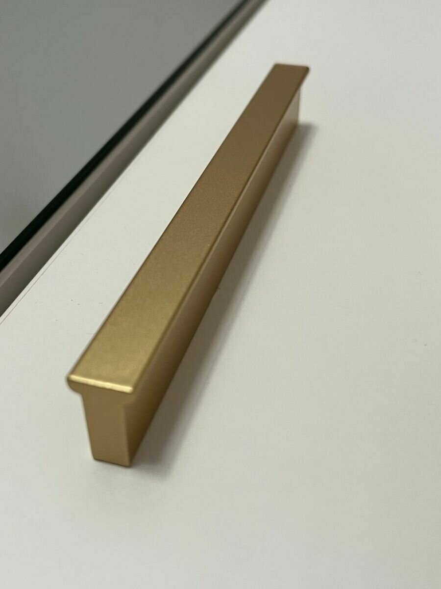 Ручка мебельная фурнитура для мебели шкафа комода кухни т-образная 180 мм золотая - фотография № 5