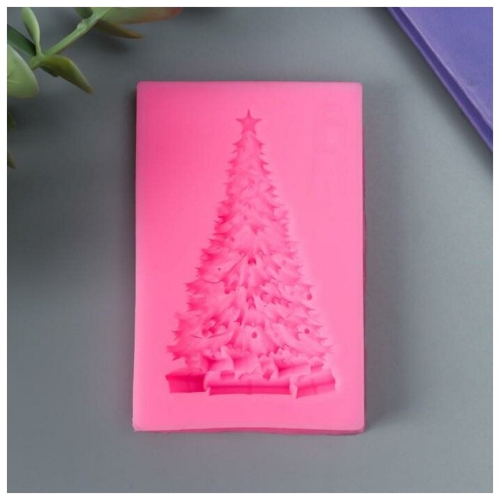 фото Молд силикон "Ёлочка с подарками" 8х5х0,8 см