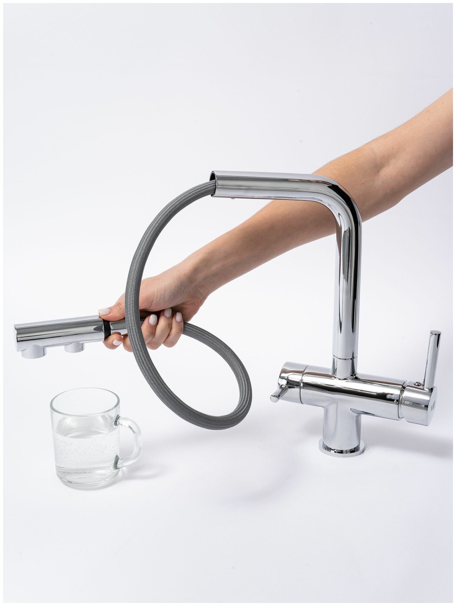 WasserBerg Kante - C Смеситель кран для кухни с гибким выдвижным изливом с подключением фильтра питьевой воды - фотография № 3