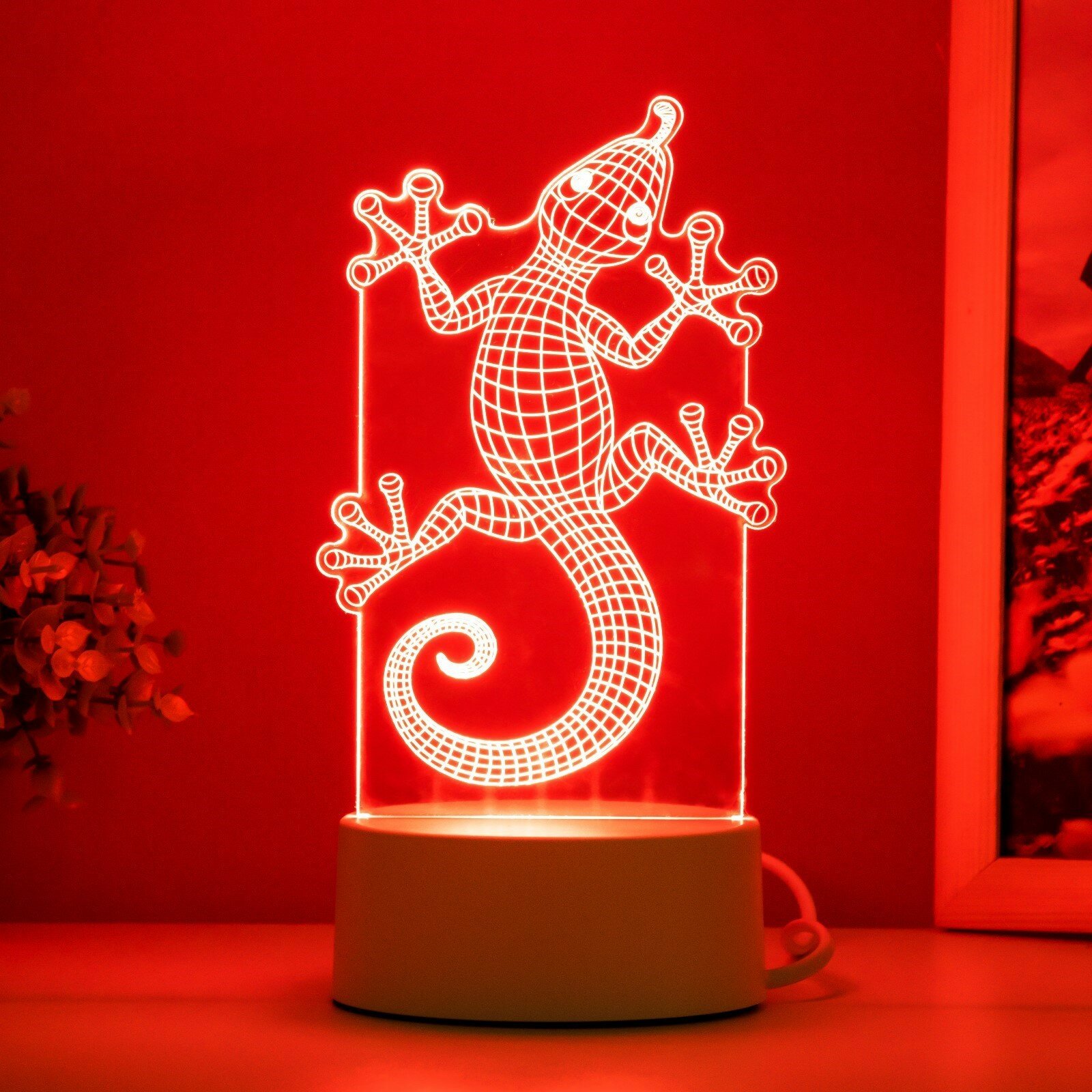 Светильник "Геккон" LED белый 9х9,5х15 см - фотография № 5