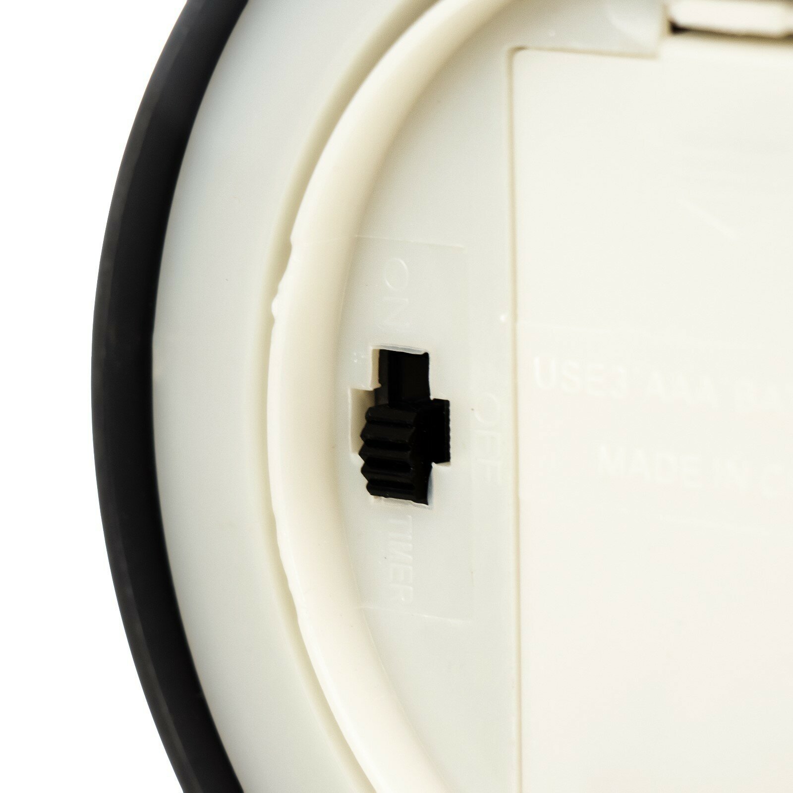 Ночник "Свеча на подставке" LED от батареек 2хАА черный с золотой патиной 9х9х24 см - фотография № 5