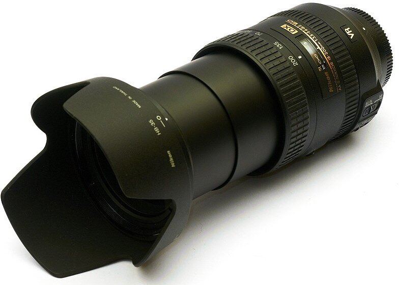 Объектив Nikon 18-200mm f/35-56G ED AF-S VR II DX Zoom-Nikkor