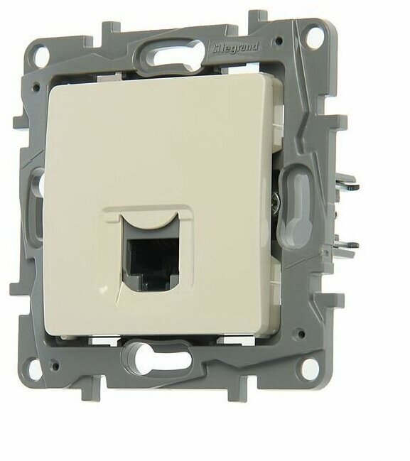 Legrand Механизм розетки информ. Etika RJ45 CAT.5 UTP слоновая кость