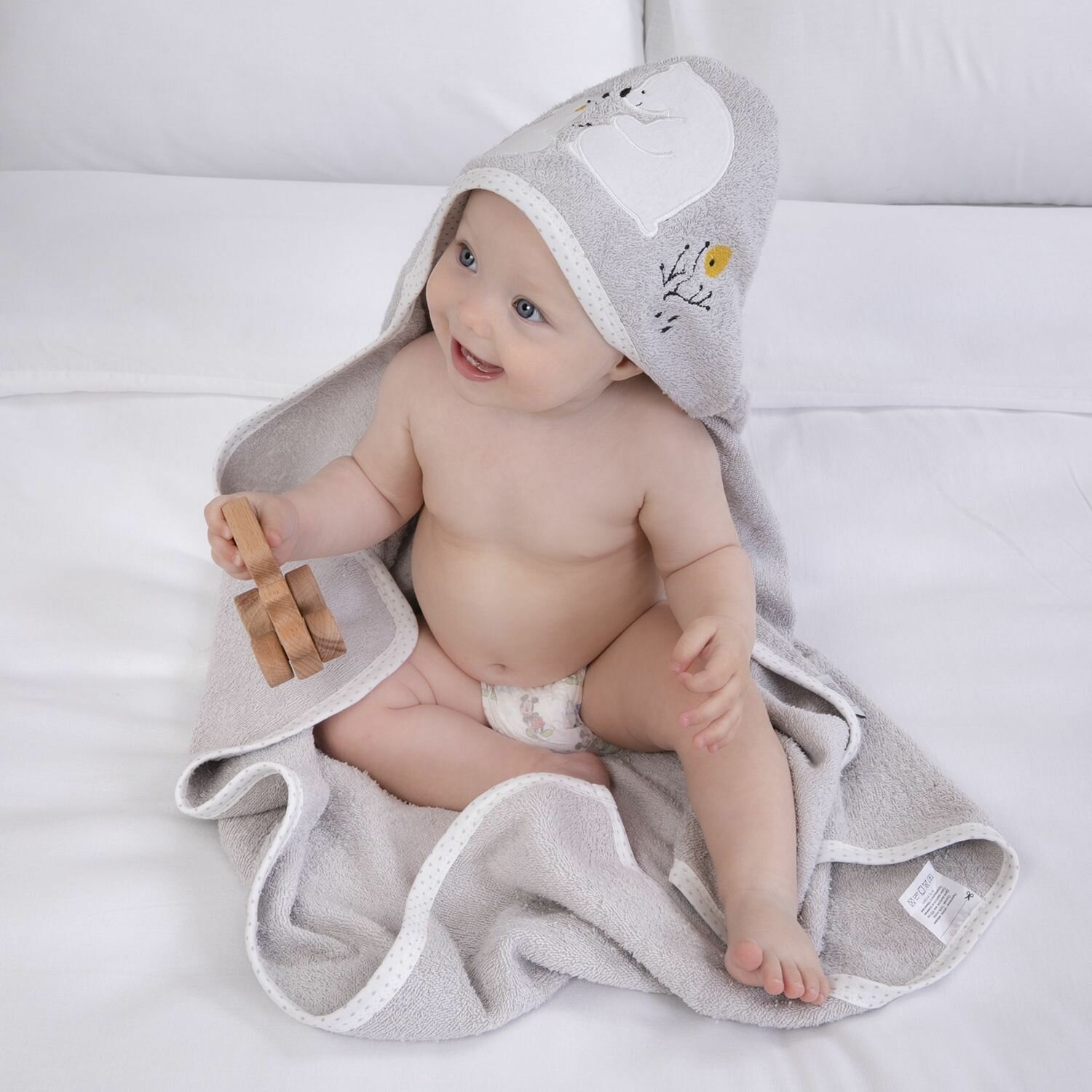 Полотенце с уголком для новорожденных махровое 80x80 см, полотенце детское с капюшоном Baby Nice - фотография № 4