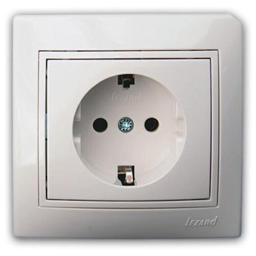 фото Розетка mira одинарная с lezard