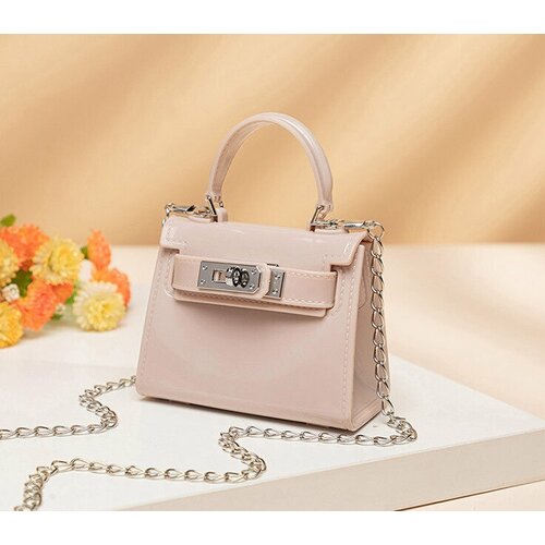 фото Сумка мессенджер , фактура лаковая, бежевый dav