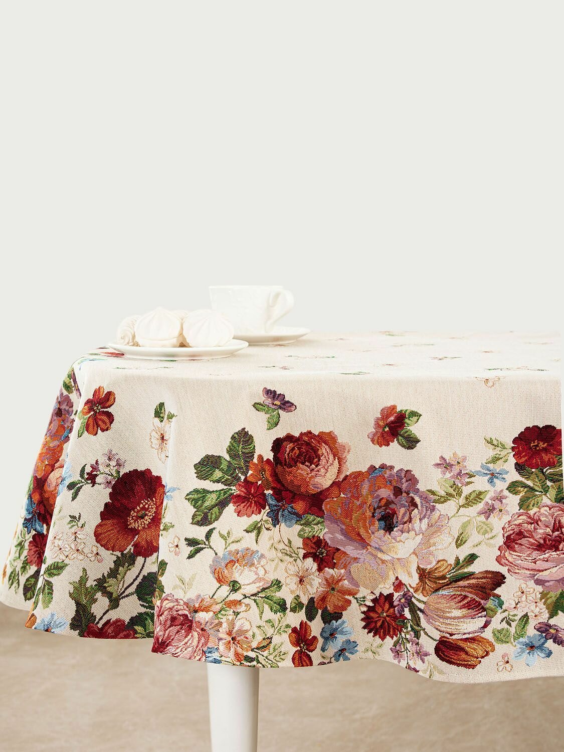 фото Скатерть Le Gobelin Турин овальная 140х220 см