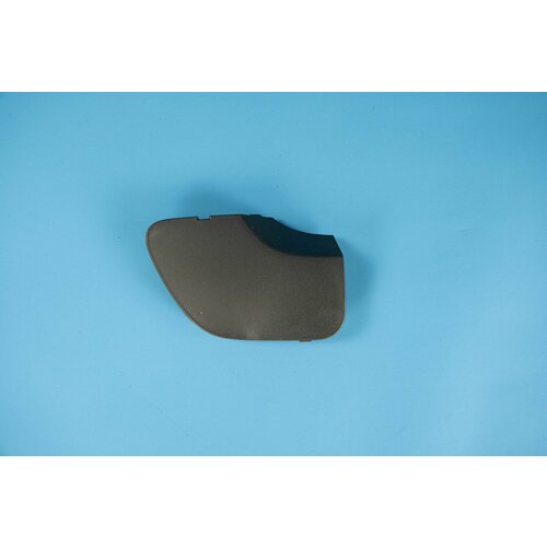 Заглушка накладки заднего бампера с отверстием черная для автомобиля Renault Duster 2 2020-2022 Рено Дастер 511652463R Jorden JH07DUS21023D1 1354₽