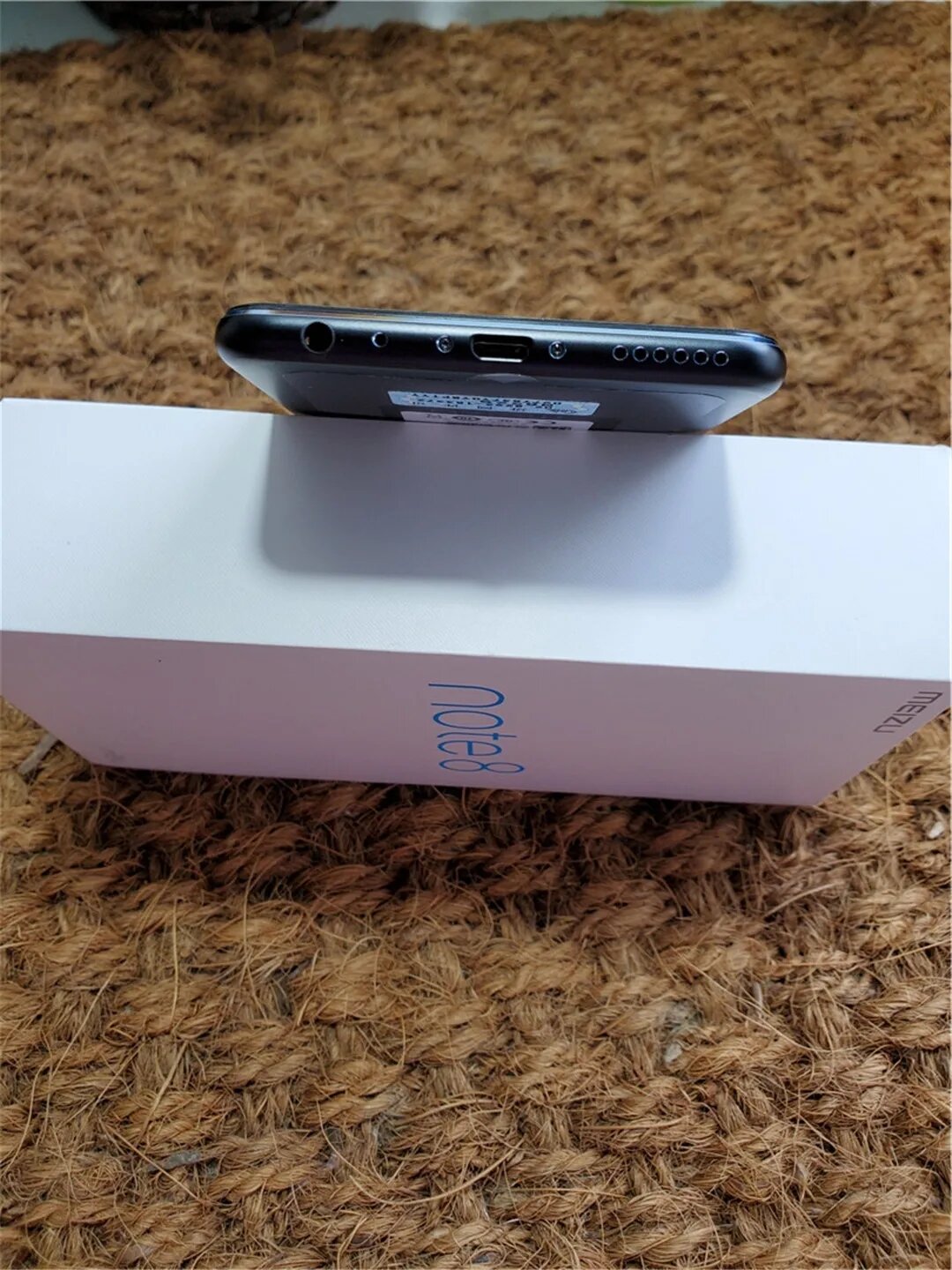 Смартфон Meizu Note8 4+64Gb PURPLE - фото №15