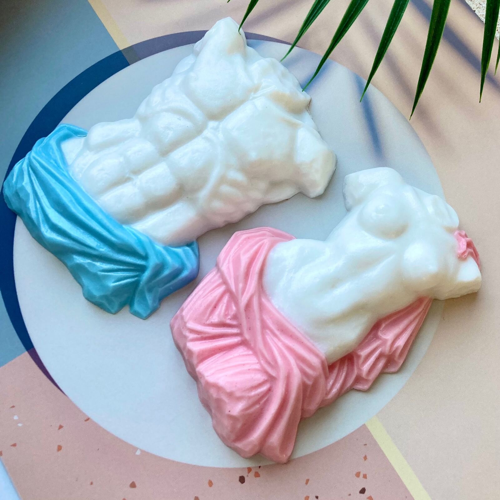 Набор мыла ручной работы  Аполлон и Венера  от мыловаренной мастерской AnnySunSoap