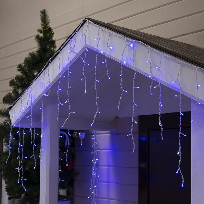 Гирлянда уличная Luazon Lighting "Бахрома" 4х0,6 м, LED-180/60-220V, мерцание, нить белая, свечение сине-белое (3584222)