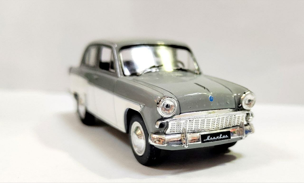 Машинка игрушка Москвич 308 металлическая 1:48