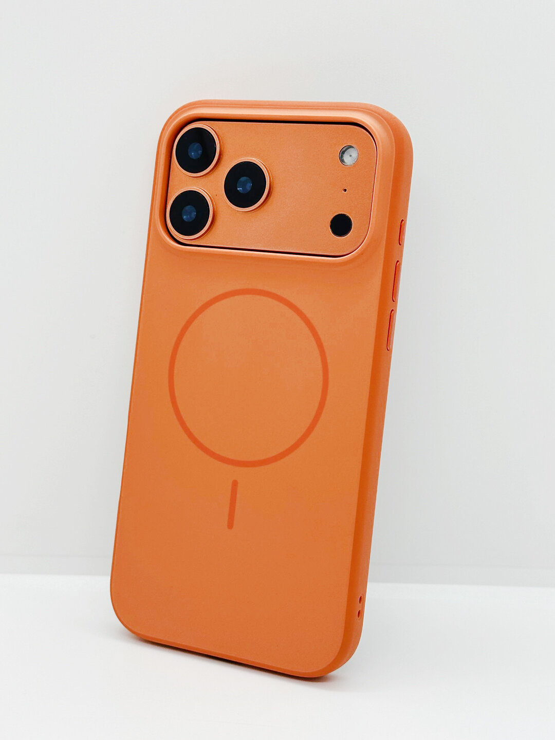 MagSafe qo‘llab-quvvatlovchi silikon chexol (halqali), to‘q sariq rang, 17 pro uchun