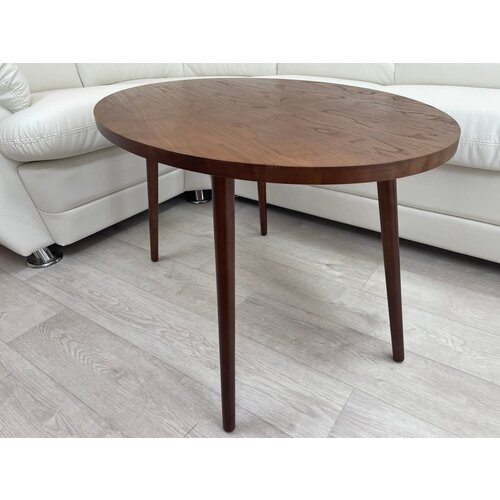 Журнальный столик с деревянной столешницей и ножками в гостиную комнату и офис интерьерная мебель в спальню к кровати на балкон для дома и дачи 9000₽