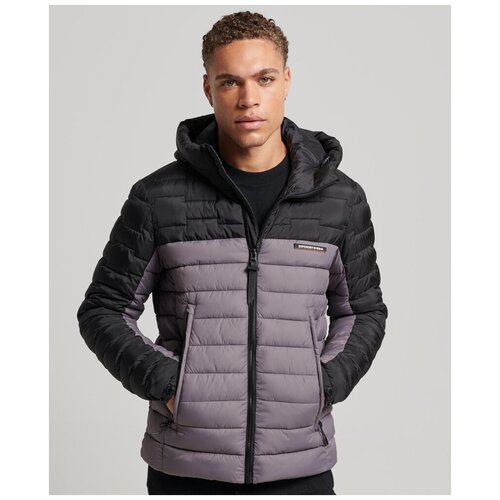фото  куртка superdry, демисезон/зима, регулируемые манжеты, карманы, подкладка, несъемный капюшон, утепленная, стеганая, внутренний карман, размер l (50-52), фиолетовый, черный