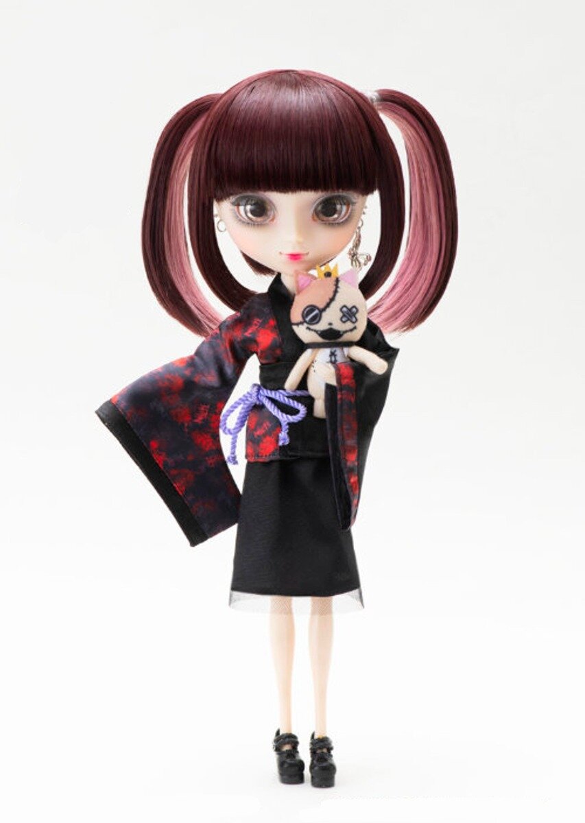 Кукла Pullip Yami From NieR Clothing (Пуллип Ями от NieR Clothing)